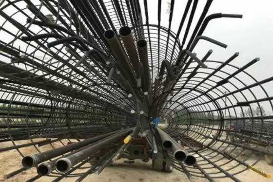 91香蕉污视频固定安裝準備工程